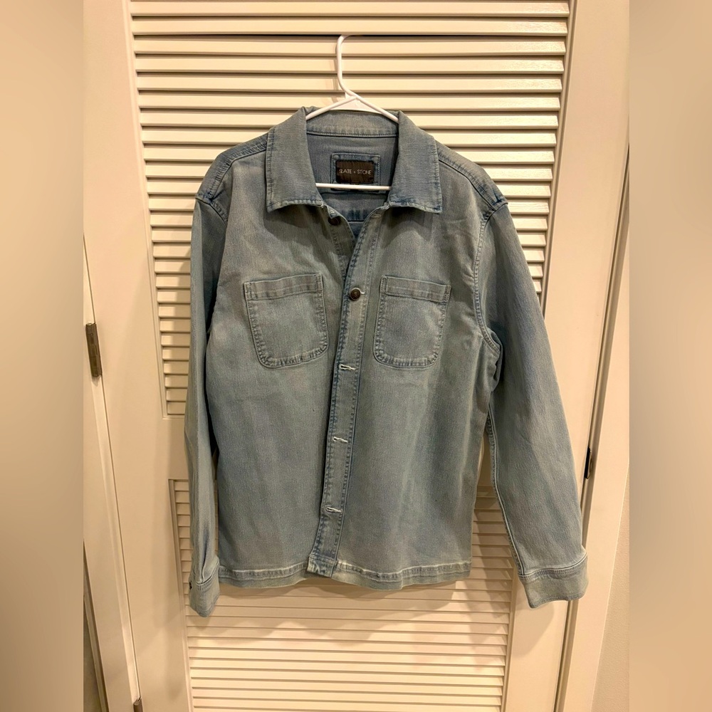Men’s slate and stone jean jacket light wash